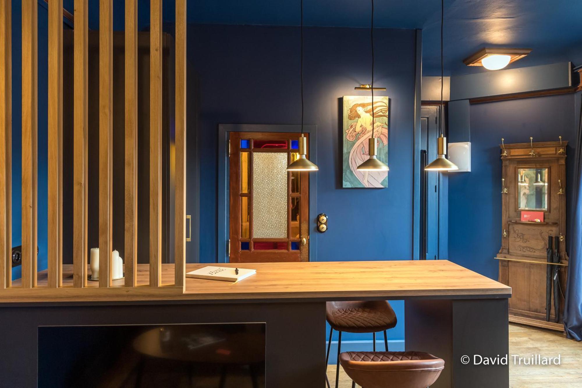 Suites Mana- Studio Art Ducal Avec Terrasse Sur L'Arriere De La Place Ducale Parking Inclus Charleville-Mézières Kültér fotó