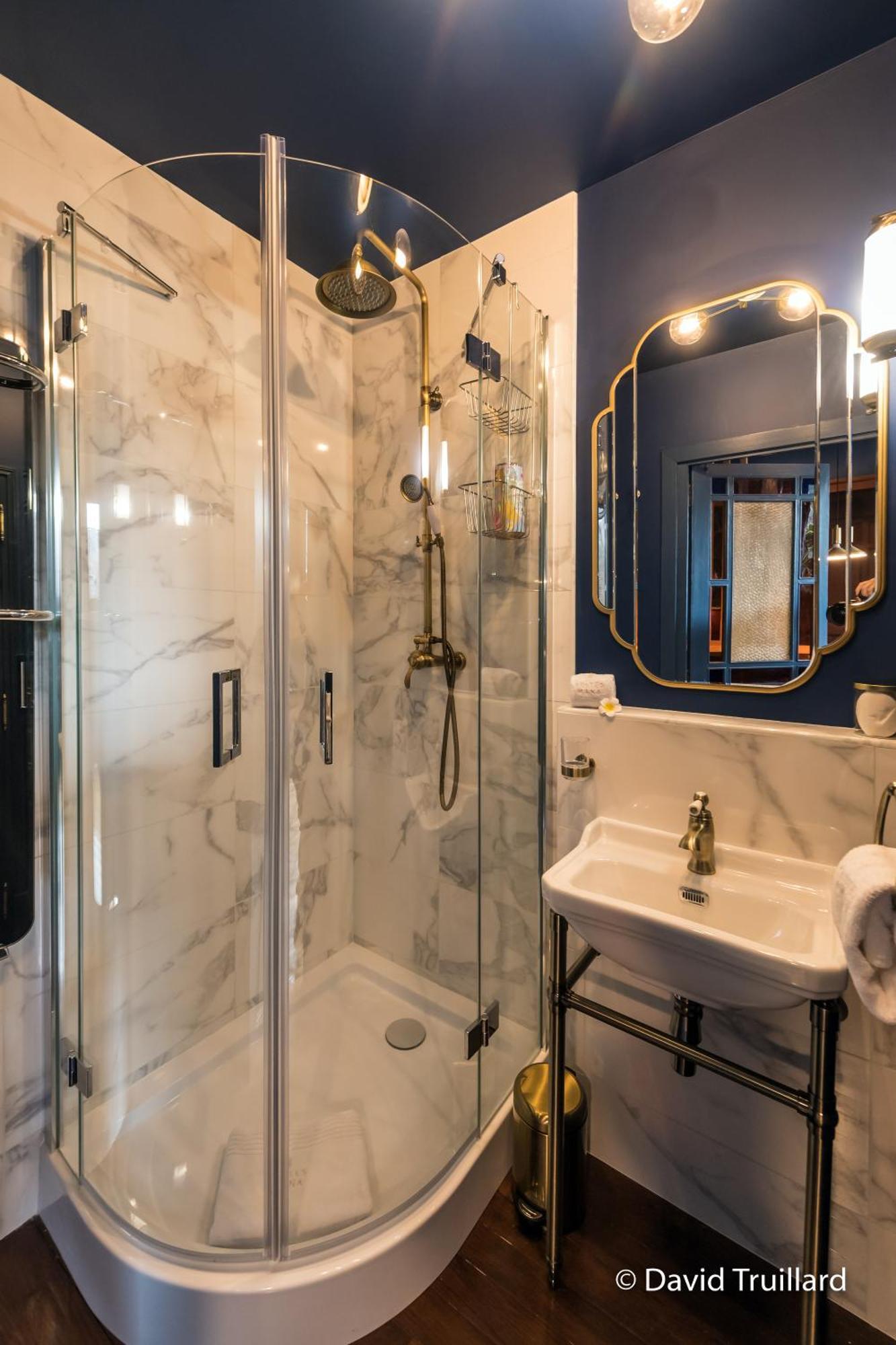 Suites Mana- Studio Art Ducal Avec Terrasse Sur L'Arriere De La Place Ducale Parking Inclus Charleville-Mézières Kültér fotó